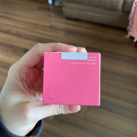 Laniege water sleeping mask (berry) - Picture 4 of 4